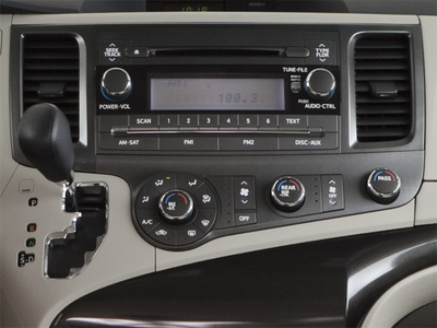2011 Toyota Sienna 5dr 7-Pass Van I4 FWD (Natl)