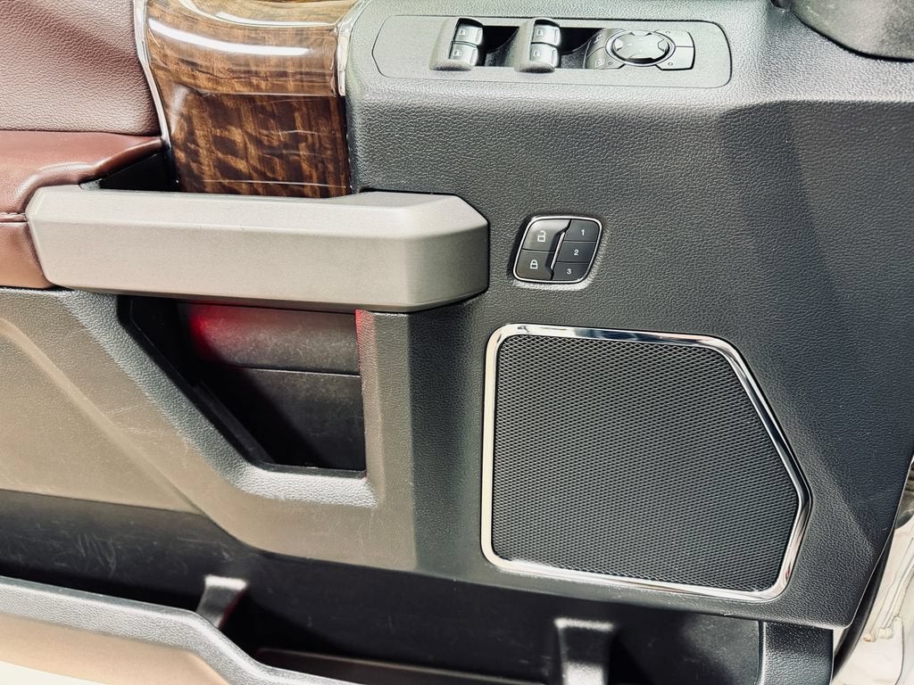 2015 Ford F-150 XLT w/HD Payload Pkg