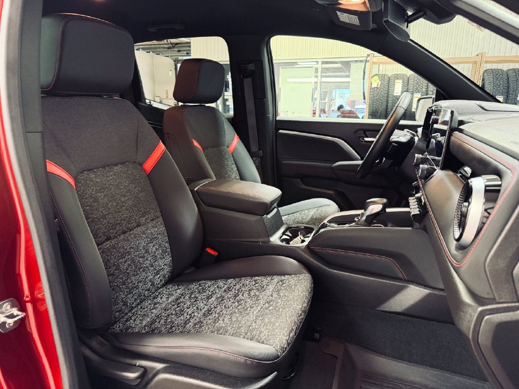 2024 Chevrolet Colorado Z71 - Photo 21
