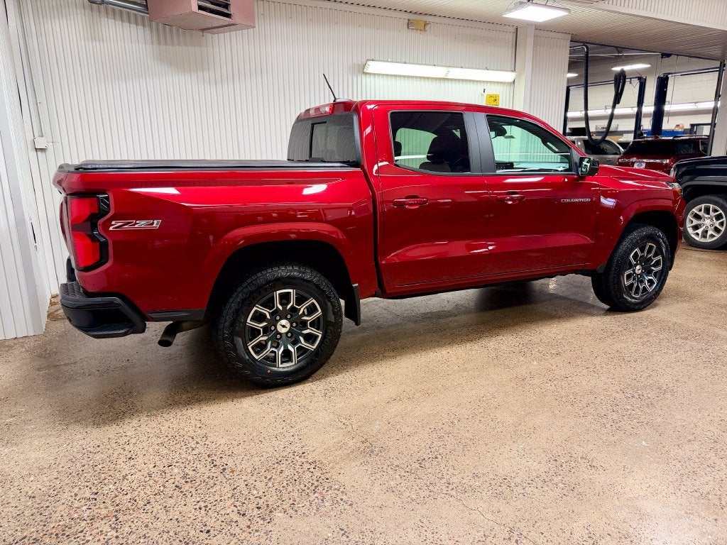 2024 Chevrolet Colorado Z71 - Photo 7