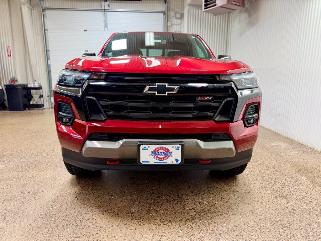2024 Chevrolet Colorado Z71 - Photo 9