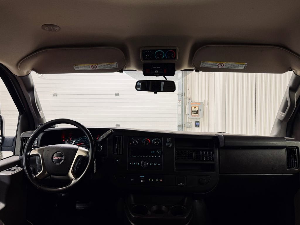 2019 GMC Savana Passenger 3500 LS