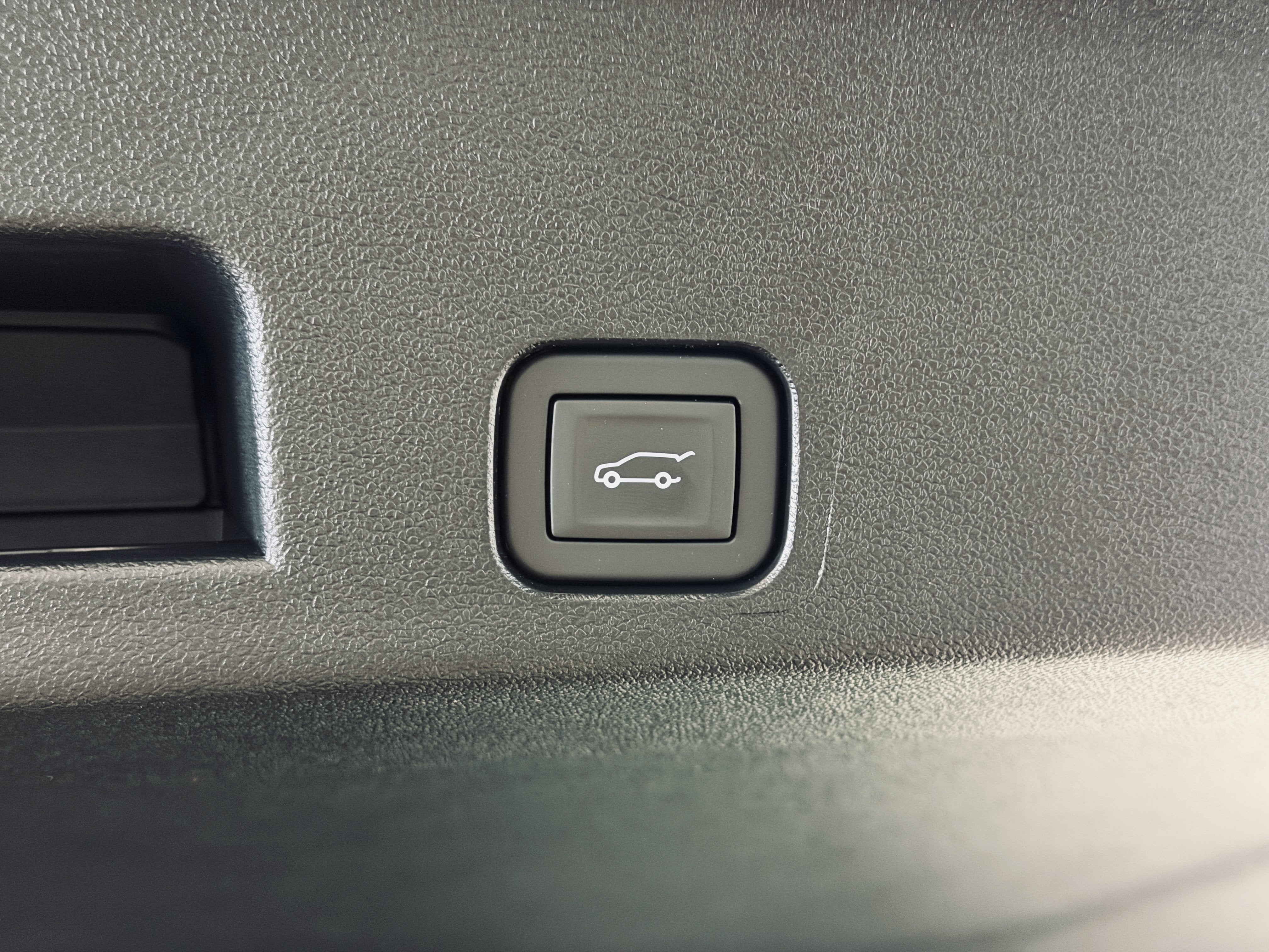 2027 GMC Acadia Elevation - Photo 23