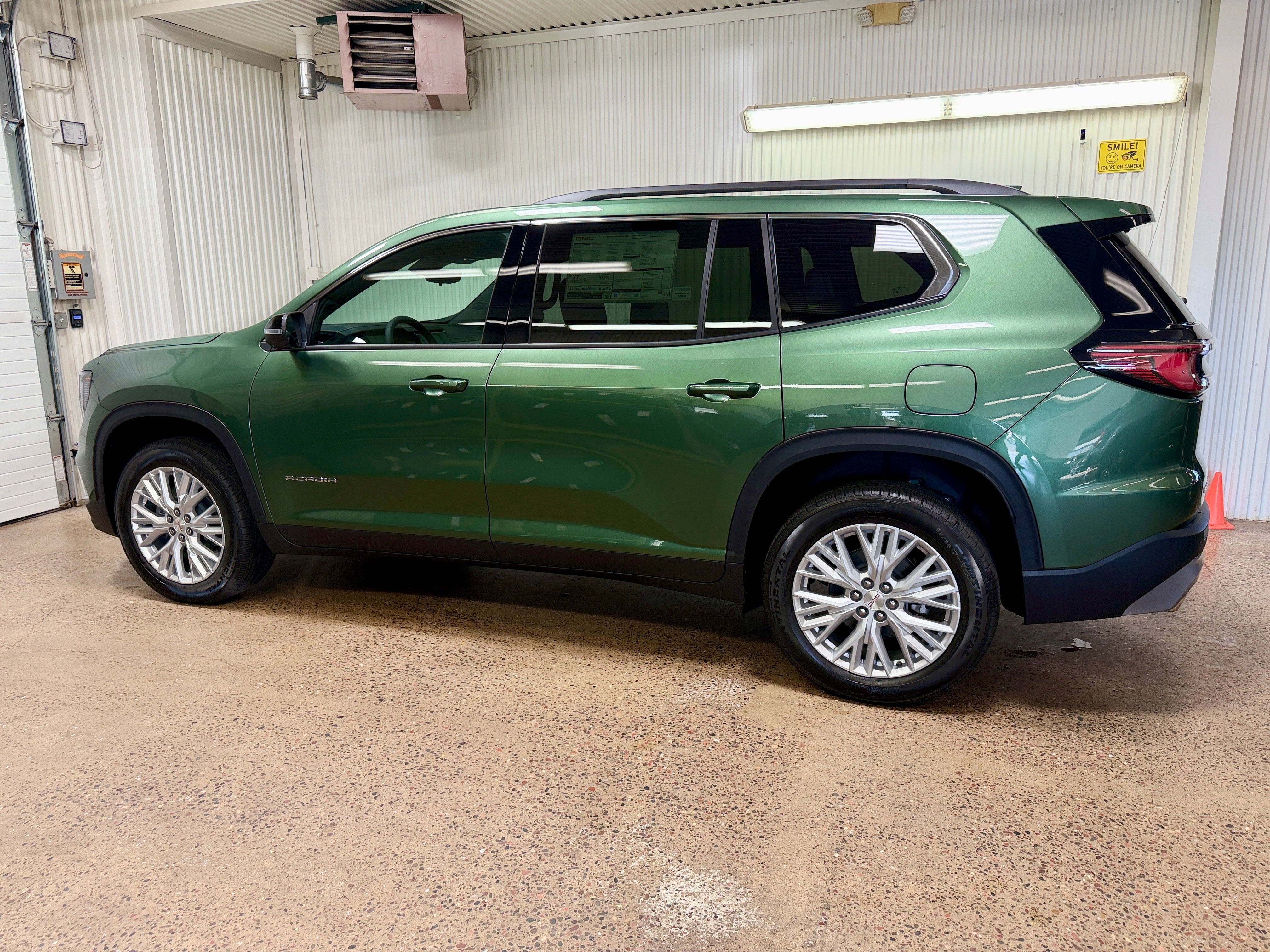 2027 GMC Acadia Elevation