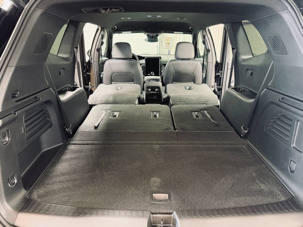 2024 GMC Acadia AT4