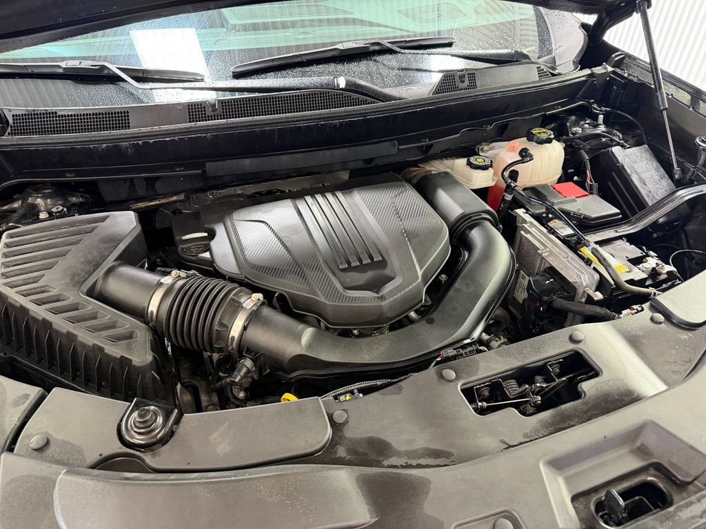 2024 GMC Acadia AT4