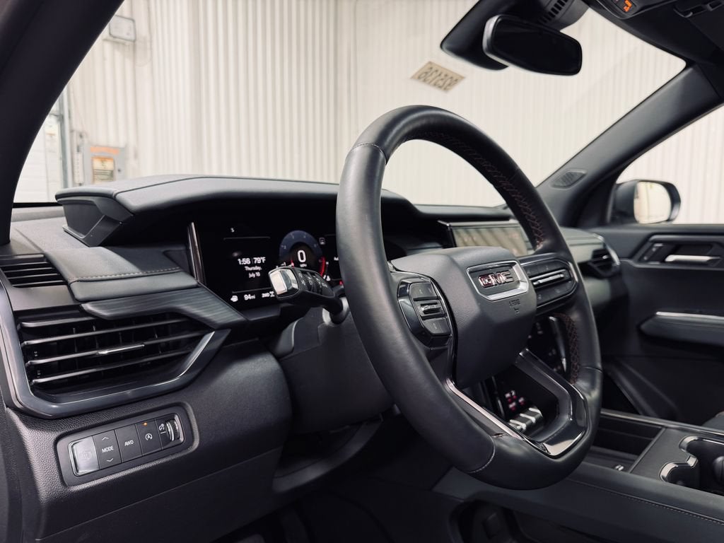 2025 GMC Acadia AT4