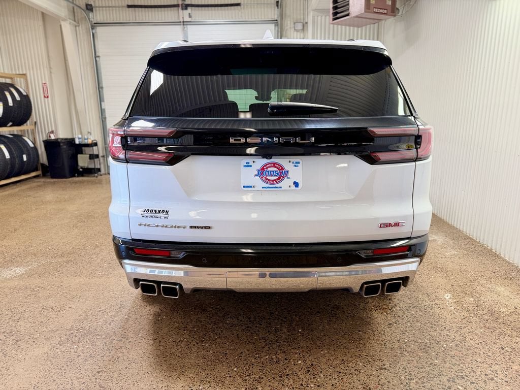 2024 GMC Acadia Denali