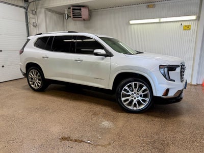 2024 GMC Acadia Denali