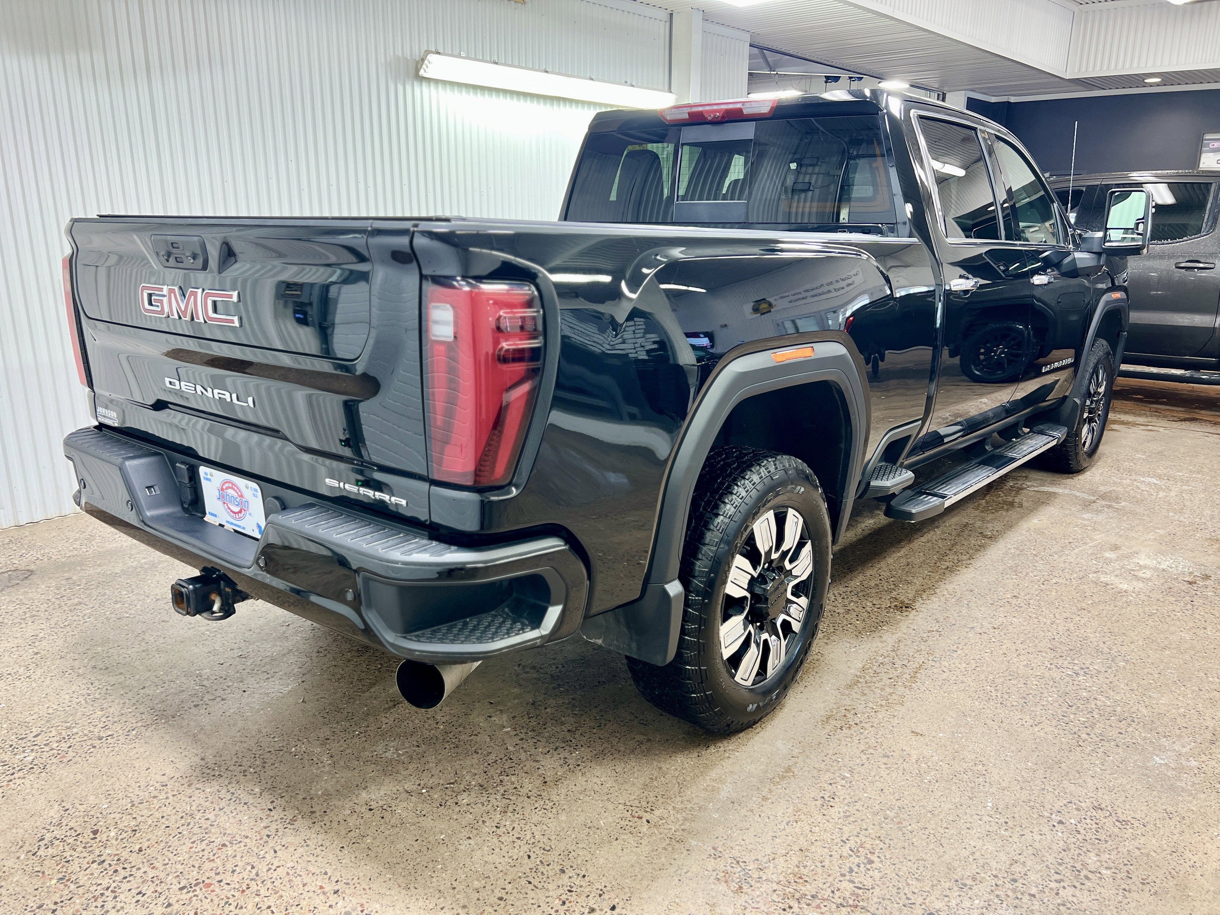 2024 GMC Sierra 3500 HD Denali