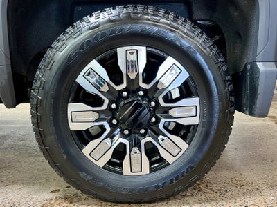 2024 GMC Sierra 3500 HD Denali