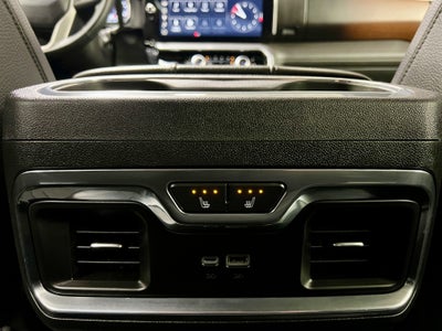 2024 GMC Sierra 3500 HD Denali