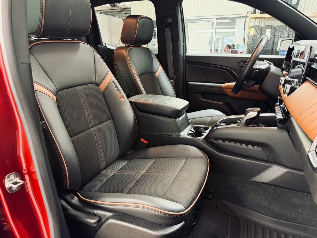 2024 GMC Canyon AT4