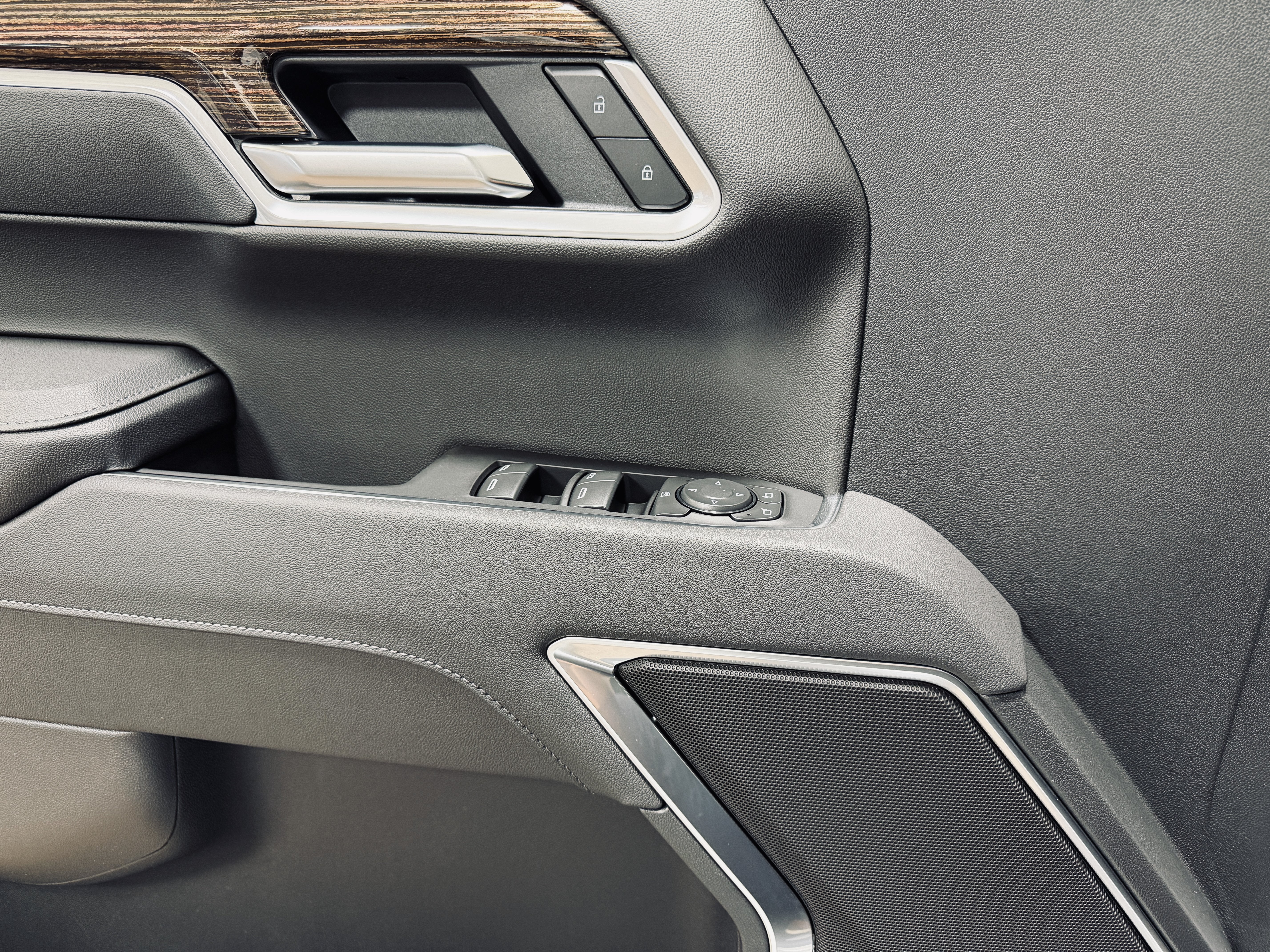 2026 GMC Sierra 1500 Elevation - Photo 13