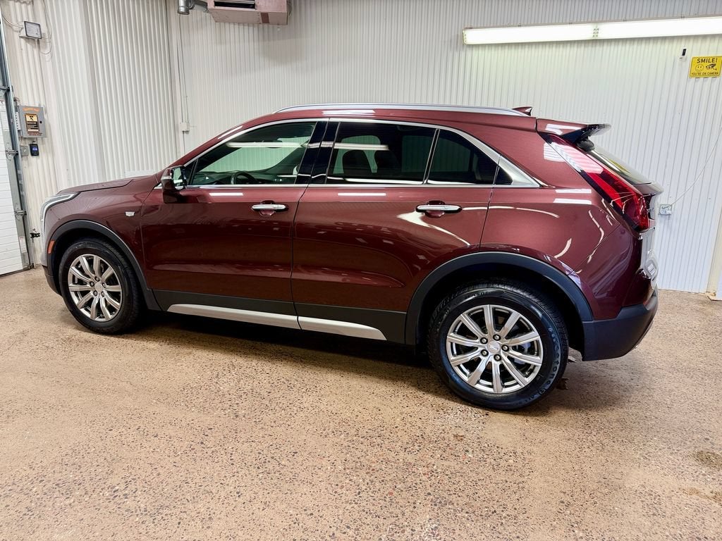 2023 Cadillac XT4 Premium Luxury