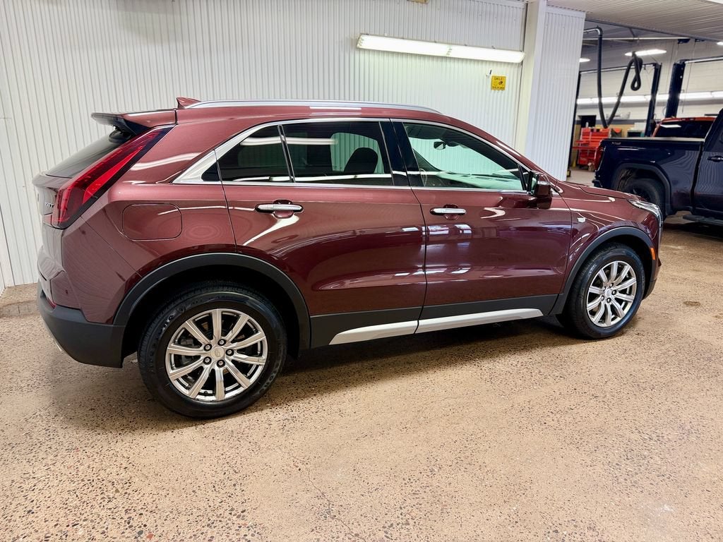 2023 Cadillac XT4 Premium Luxury