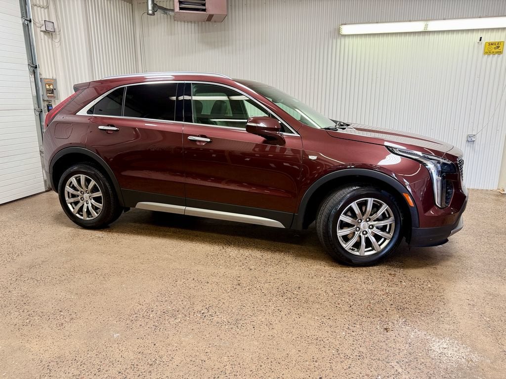 2023 Cadillac XT4 Premium Luxury