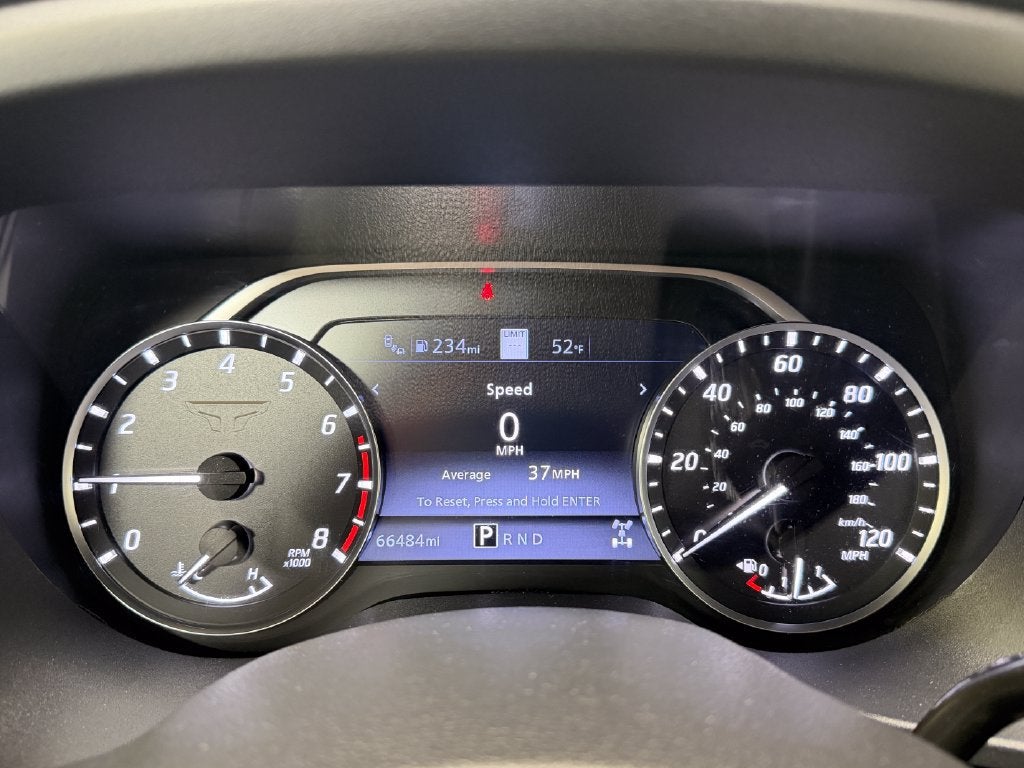 2023 Nissan TITAN Crew Cab Platinum Reserve 4x4