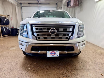 2023 Nissan TITAN Crew Cab Platinum Reserve 4x4