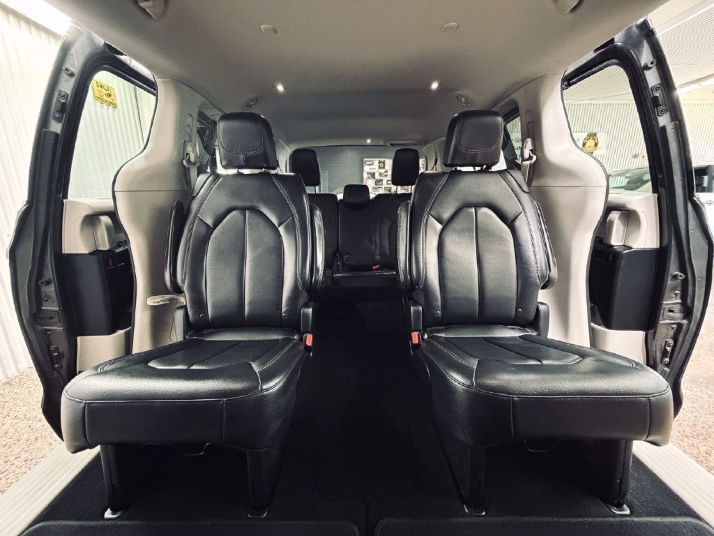 2018 Chrysler Pacifica Touring L