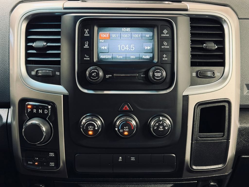 2019 RAM 1500 Classic SLT Crew Cab 4x4 5'7" Box