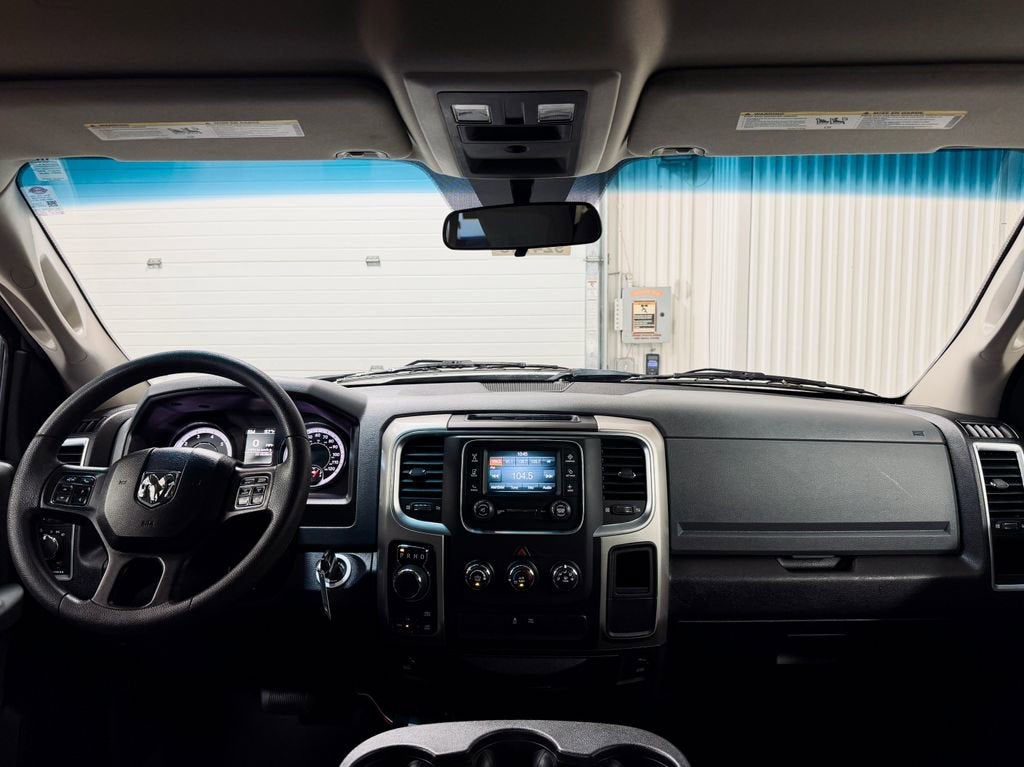 2019 RAM 1500 Classic SLT Crew Cab 4x4 5'7" Box
