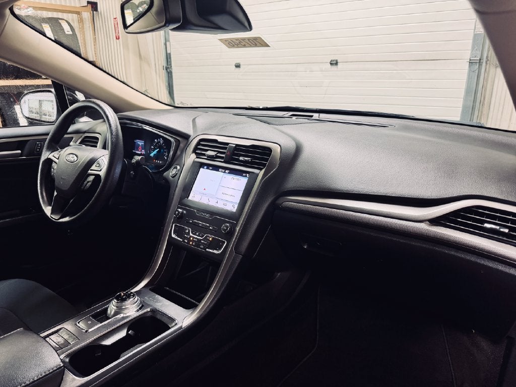 2019 Ford Fusion Hybrid SE