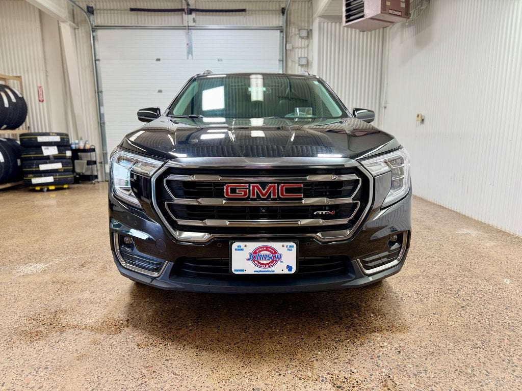 2022 GMC Terrain AT4
