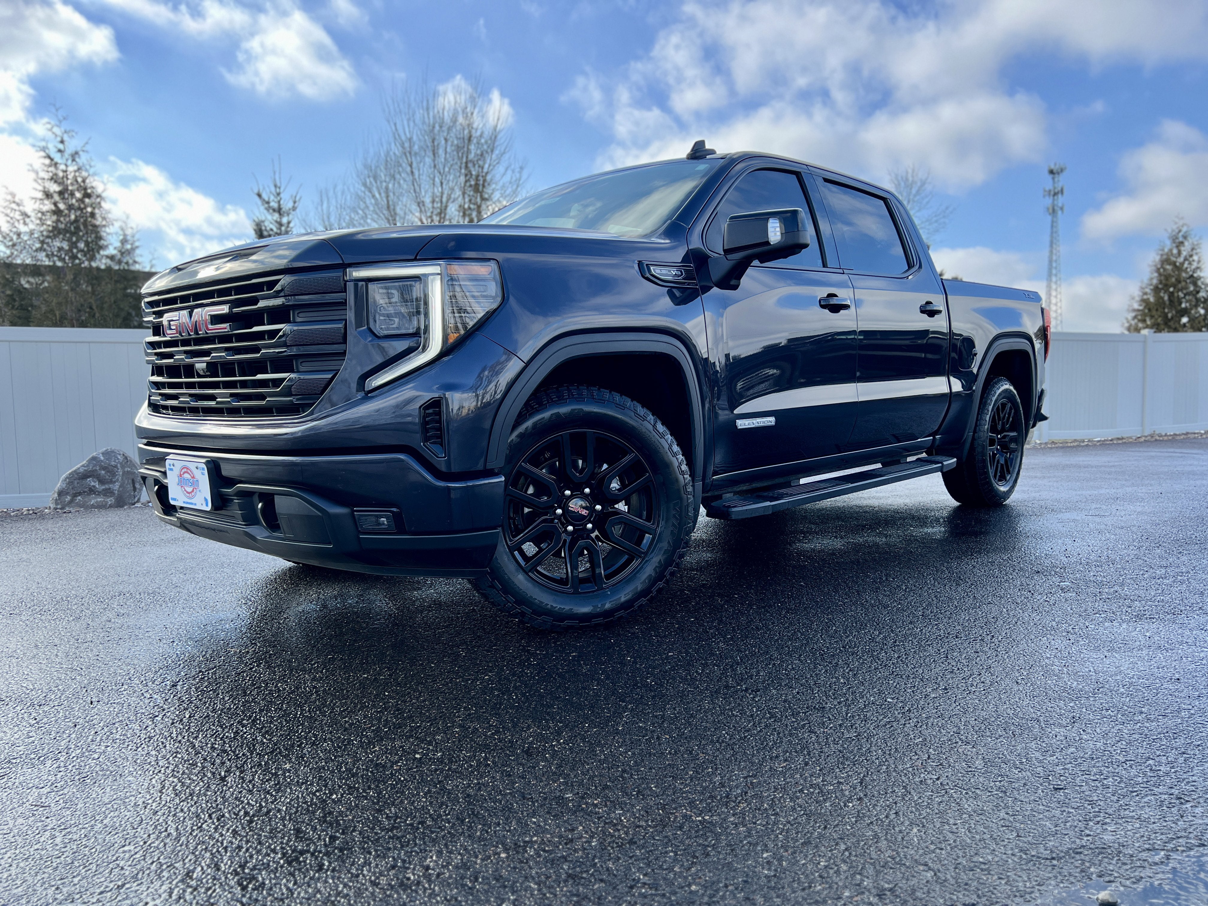 2022 GMC Sierra 1500 Elevation