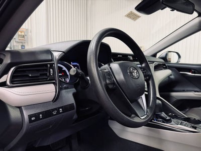2019 Toyota Camry Hybrid LE