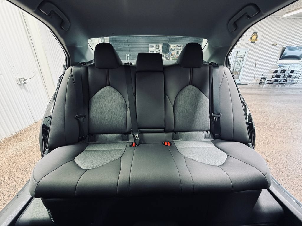 2019 Toyota Camry Hybrid LE