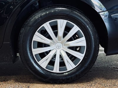2019 Toyota Camry Hybrid LE