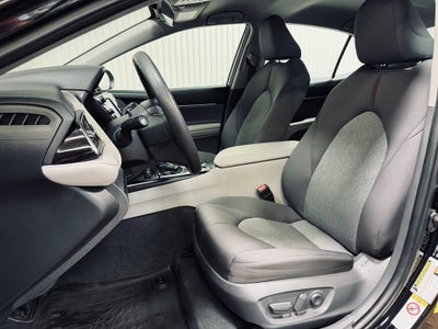 2019 Toyota Camry Hybrid LE