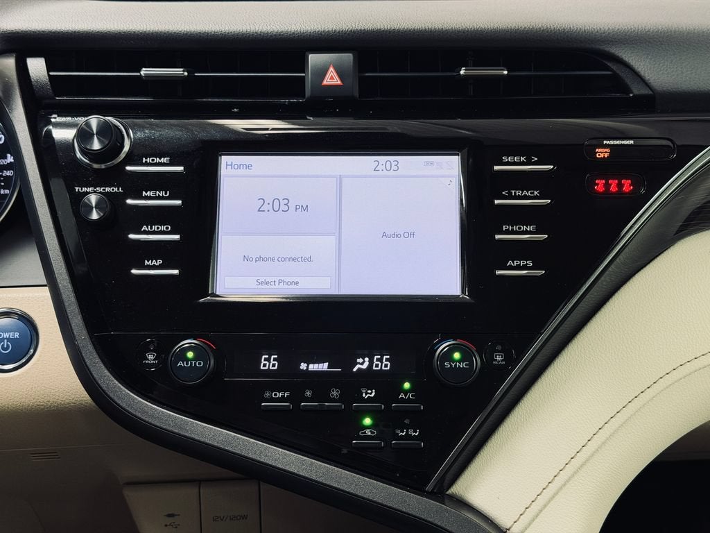 2019 Toyota Camry Hybrid LE