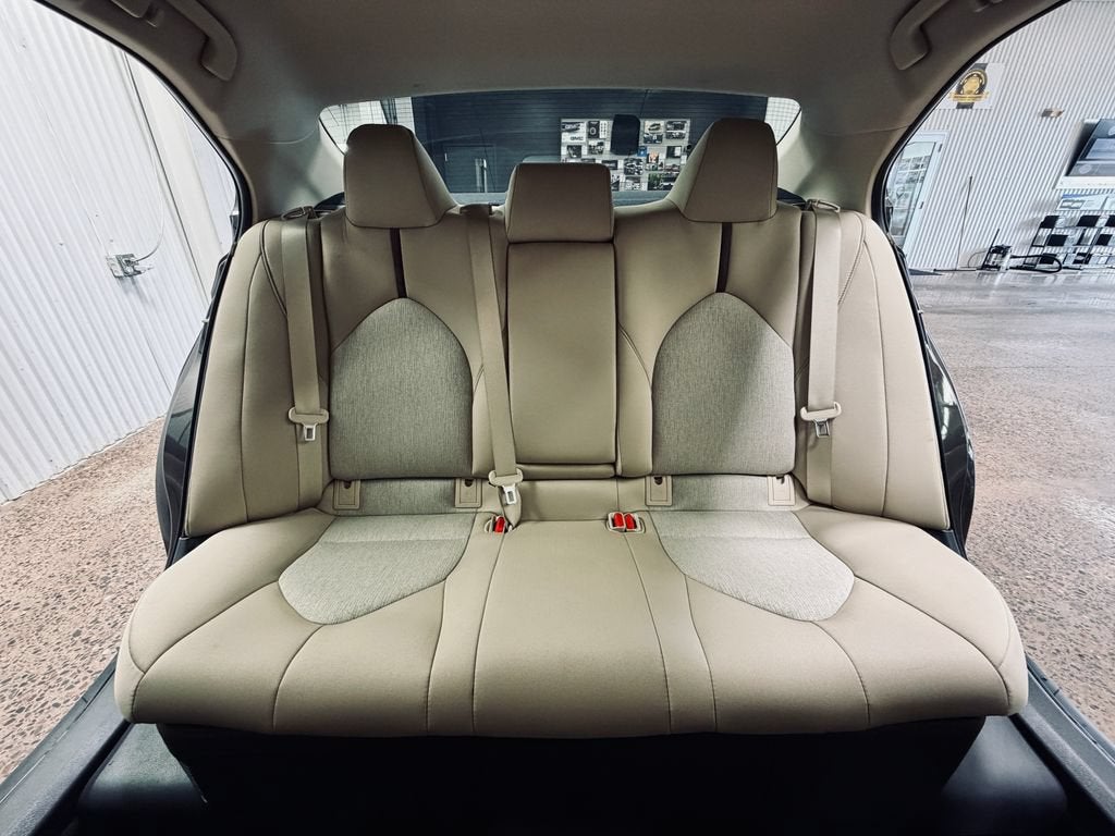 2019 Toyota Camry Hybrid LE