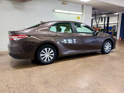 2019 Toyota Camry Hybrid LE