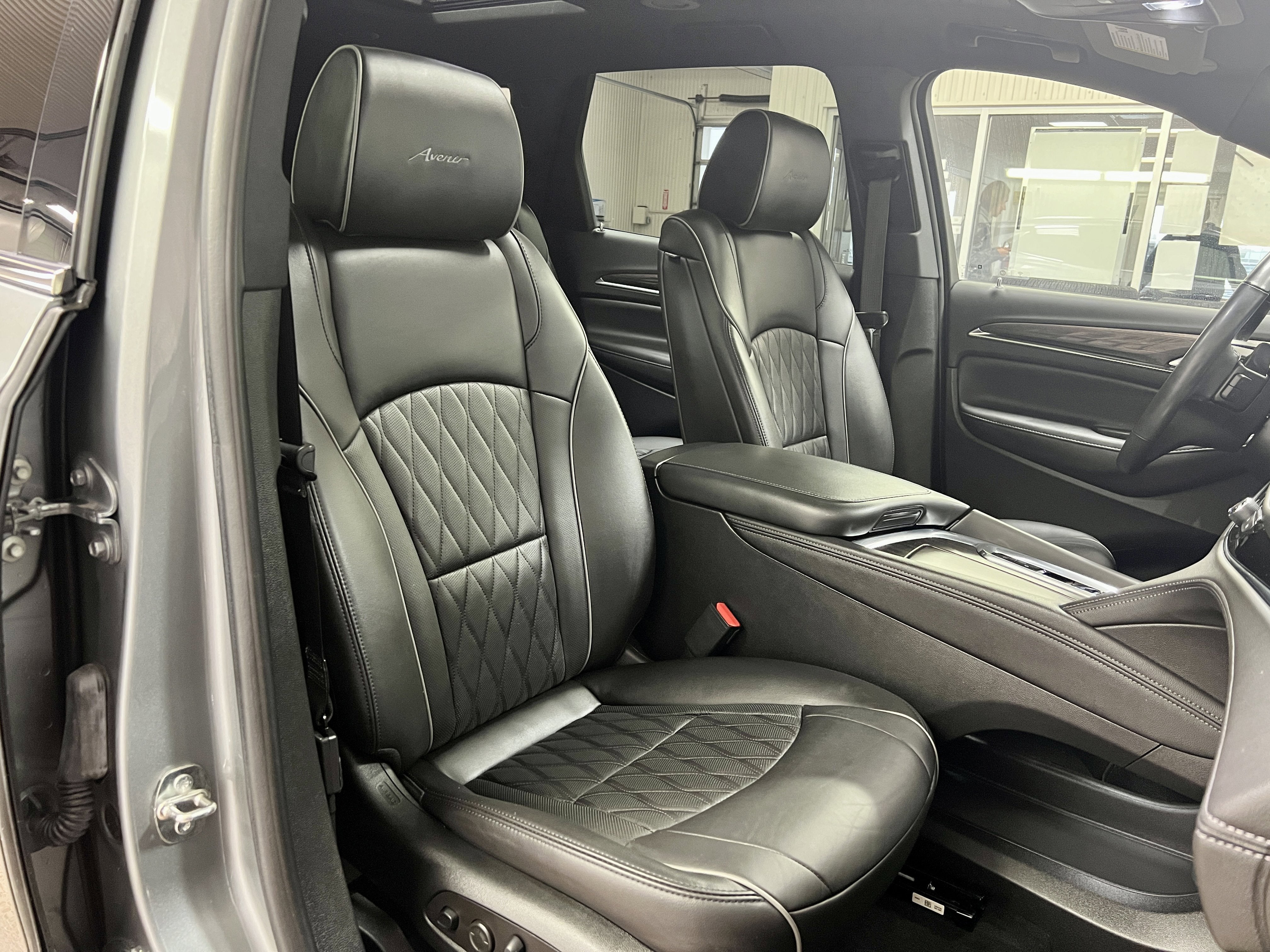 2023 Buick Enclave Avenir