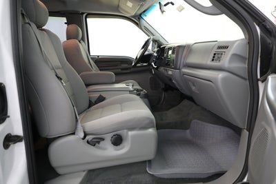 2004 Ford Super Duty F-250 XL