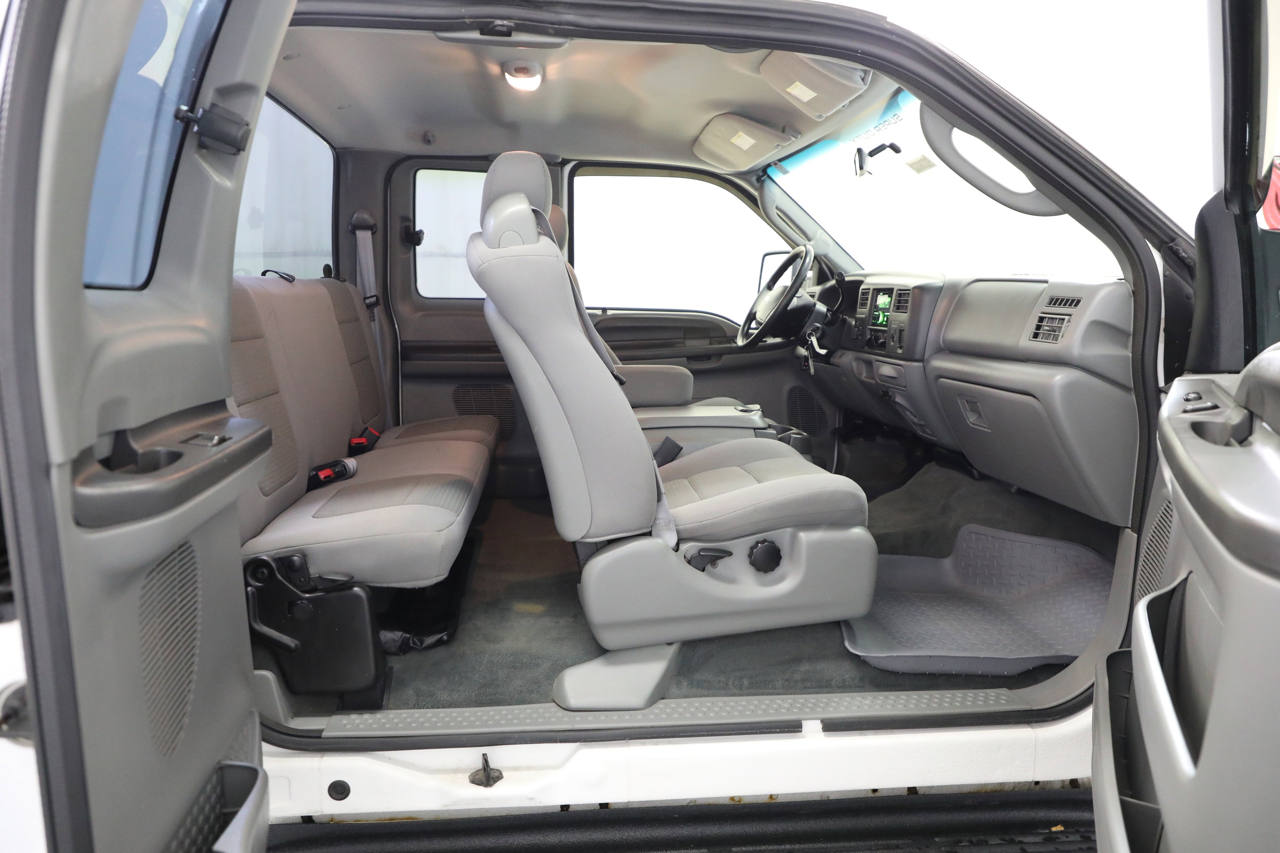 2004 Ford Super Duty F-250 XL