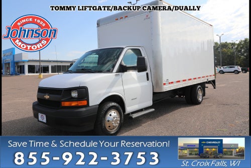 2017 Chevrolet Express Cutaway 4500 Van 177"