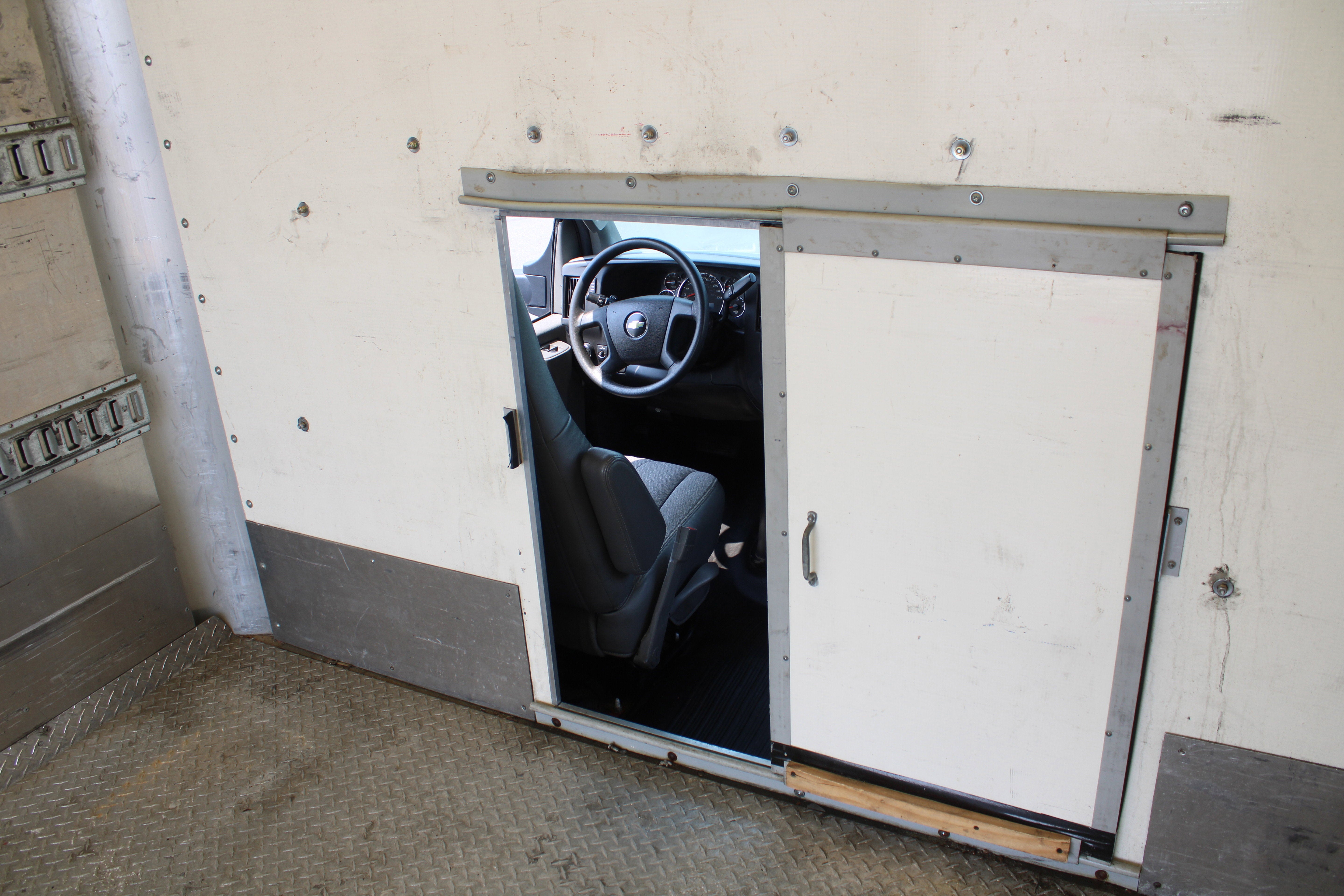 2017 Chevrolet Express Cutaway 4500 Van 177"