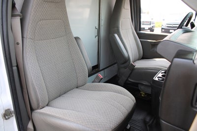 2017 Chevrolet Express Cutaway 4500 Van 177"