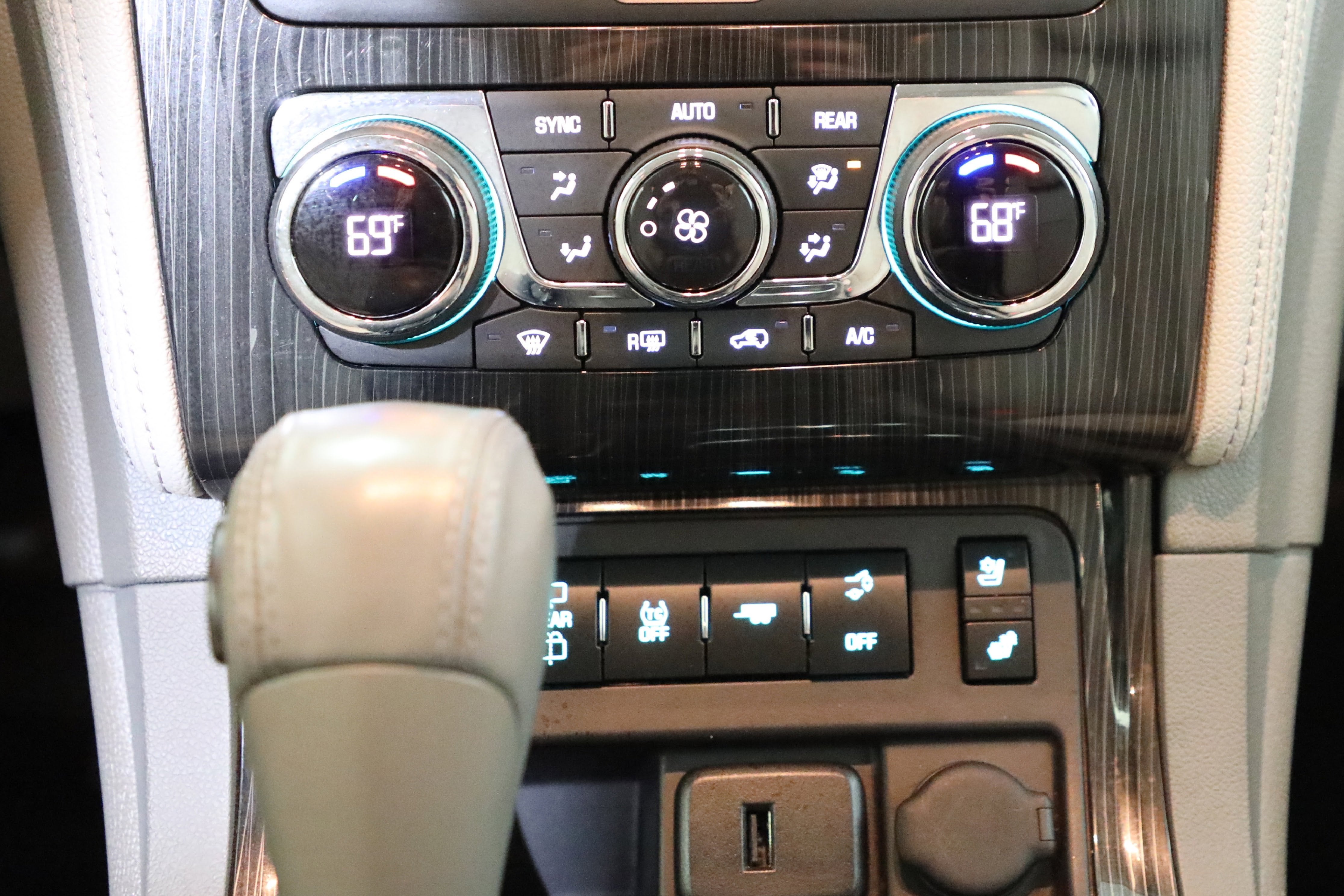 2017 Chevrolet Traverse Premier