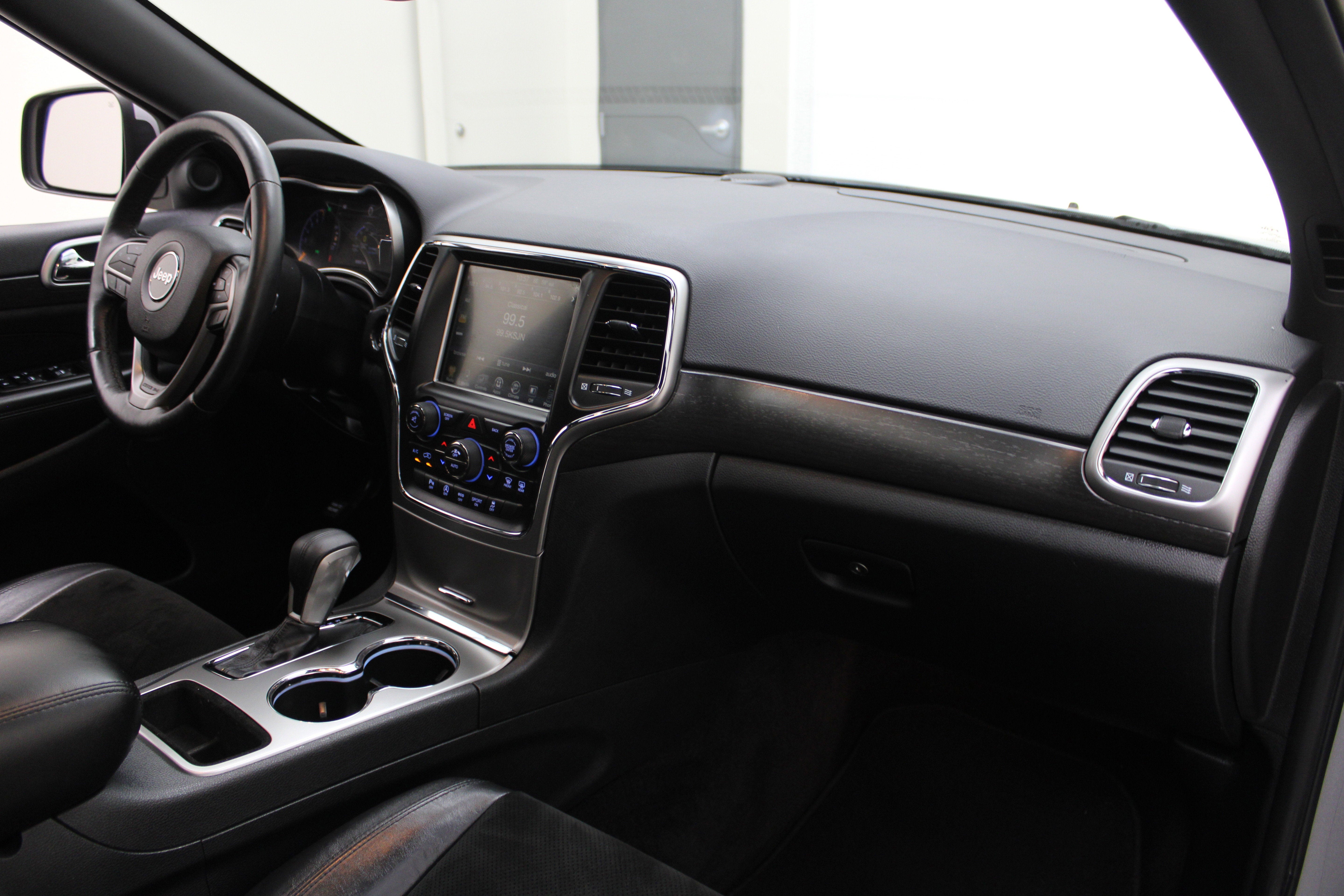 2017 Jeep Grand Cherokee Altitude