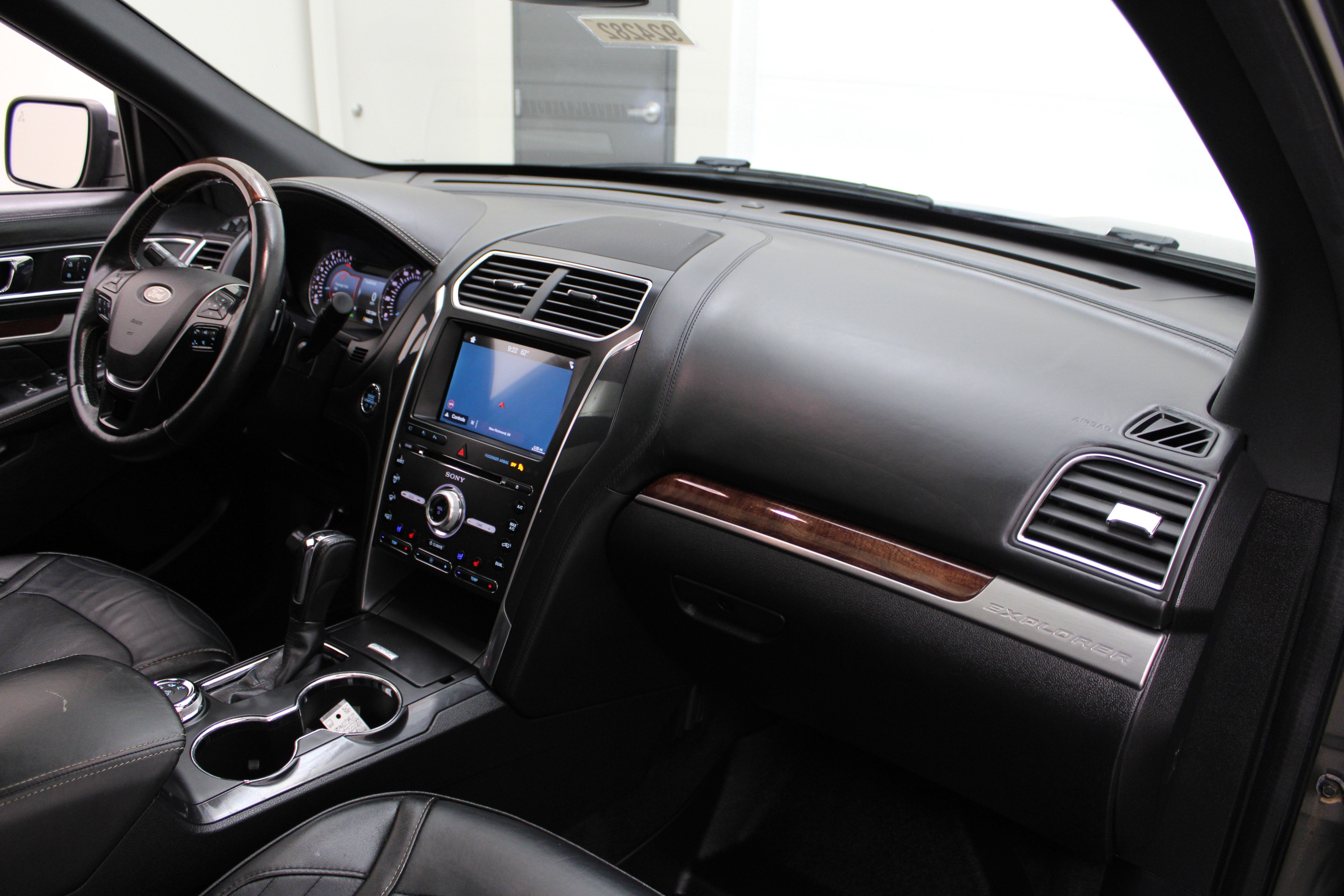 2018 Ford Explorer Platinum