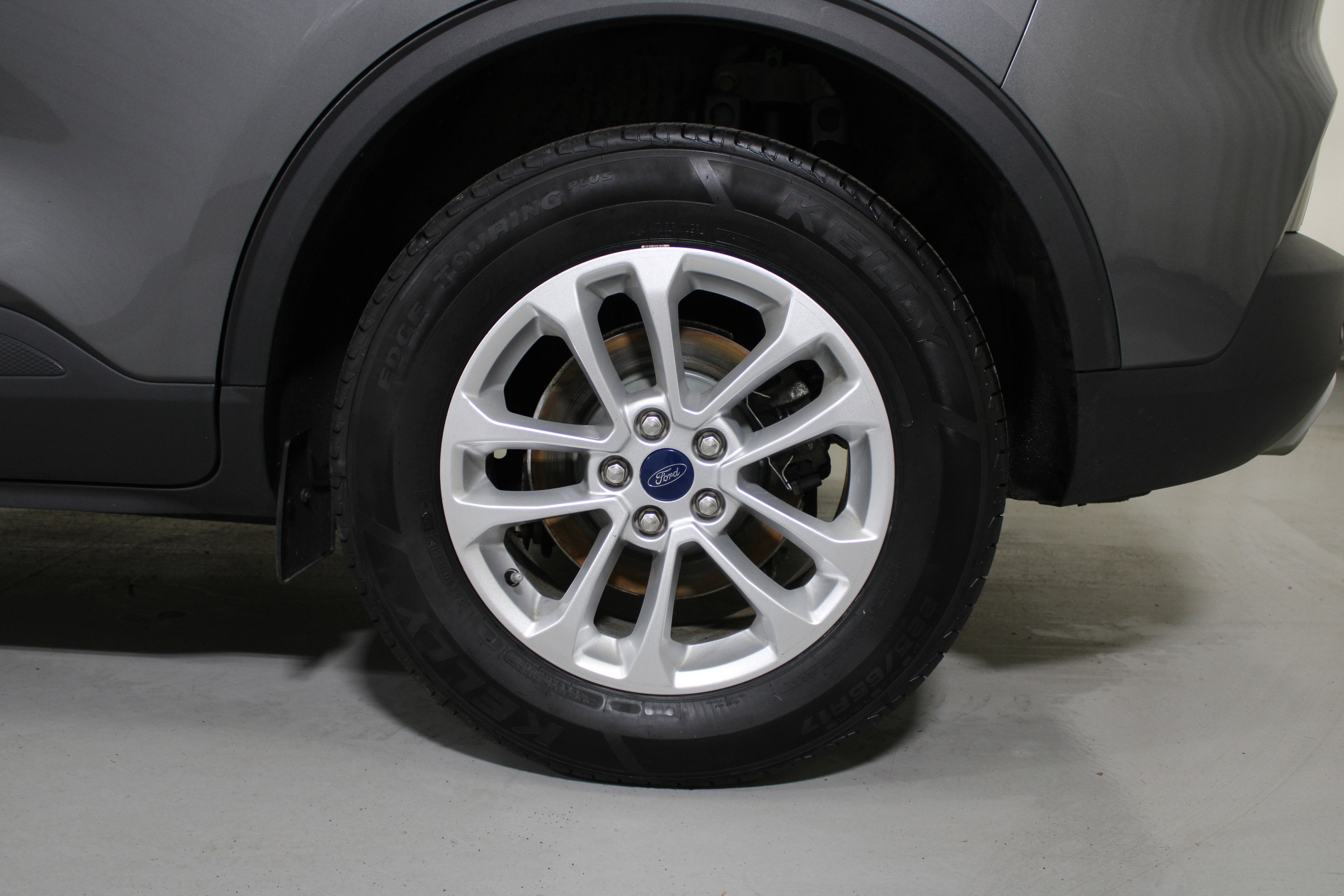 2021 Ford Escape SE Hybrid