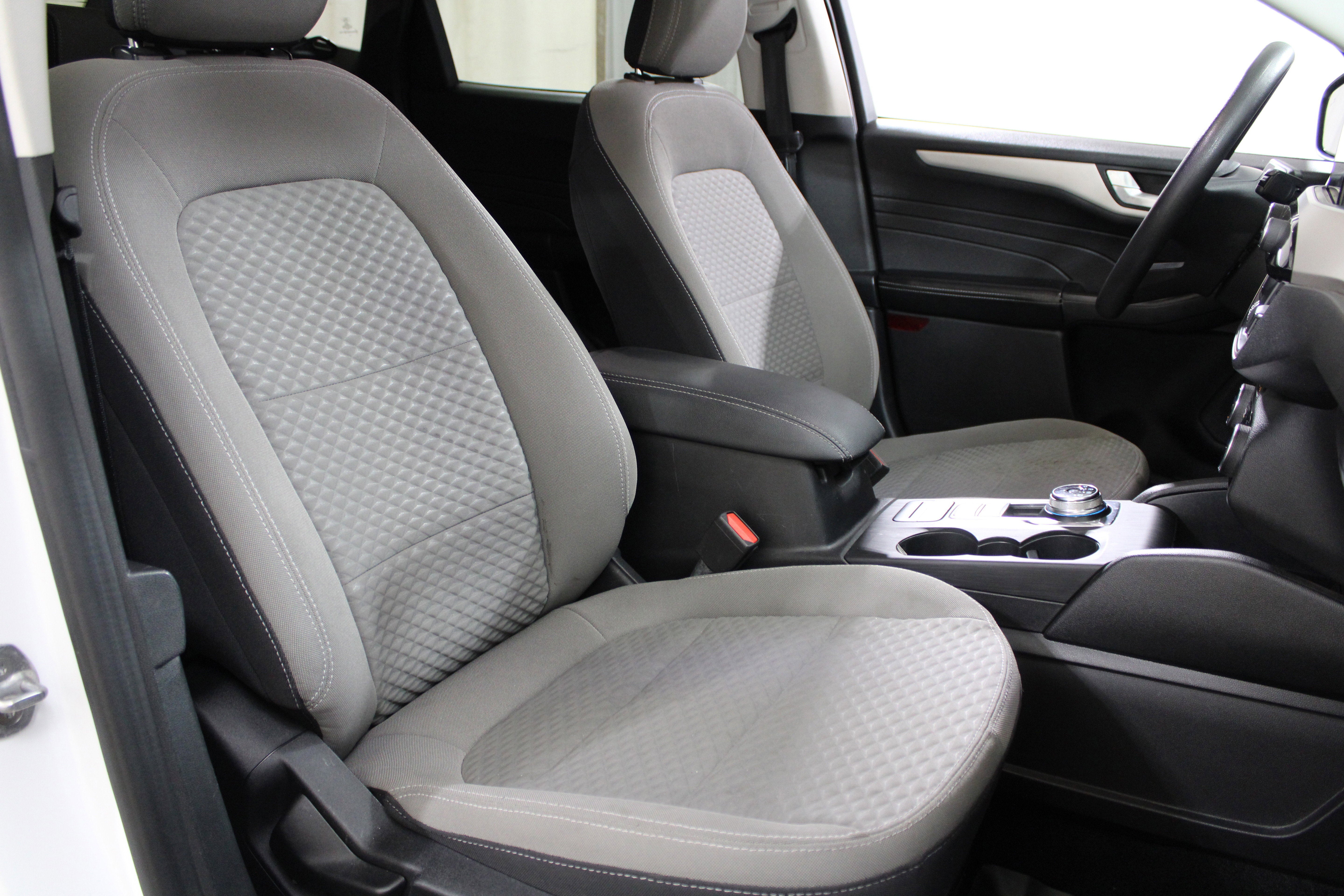 2021 Ford Escape SE Hybrid