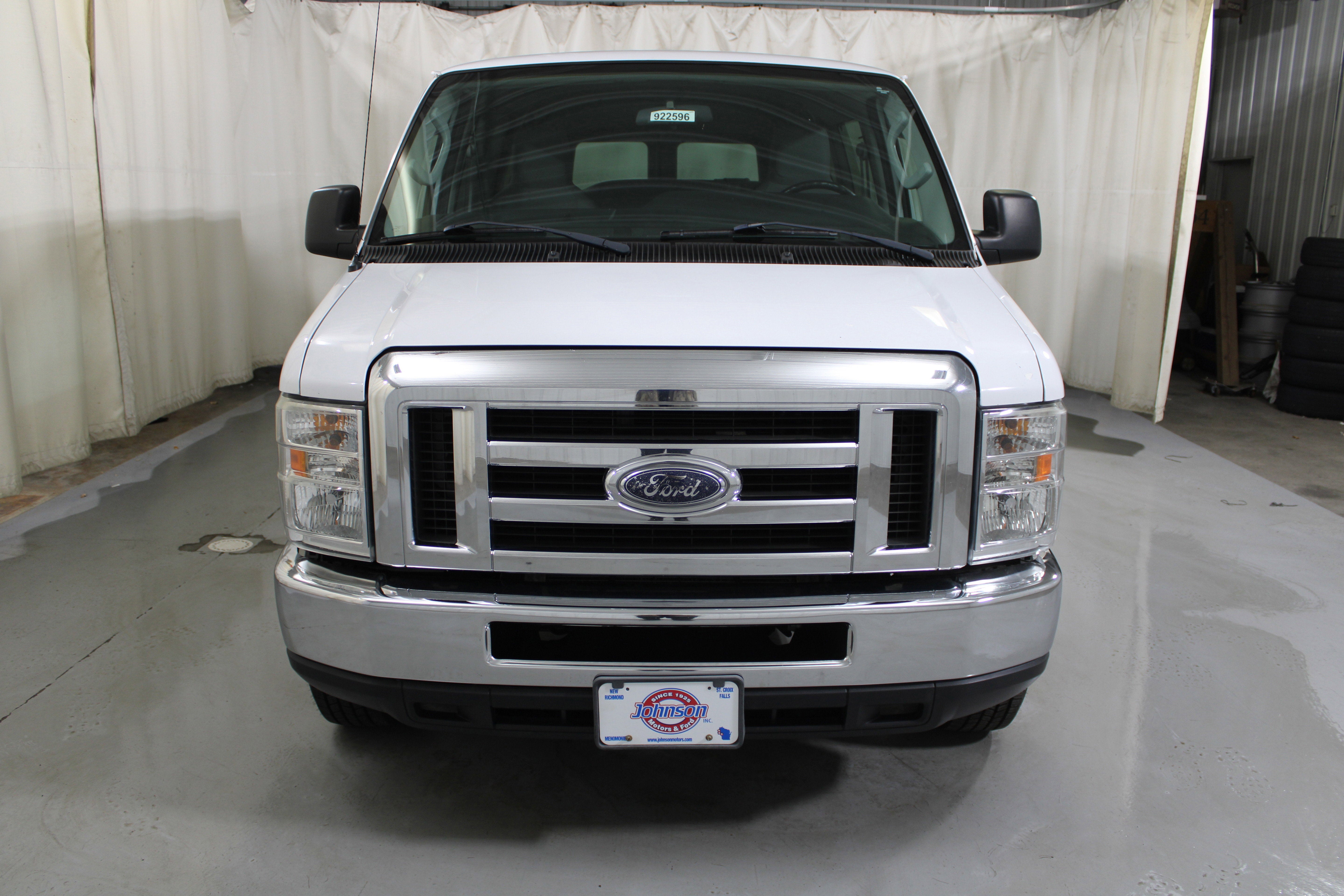 2013 Ford Econoline Wagon XL