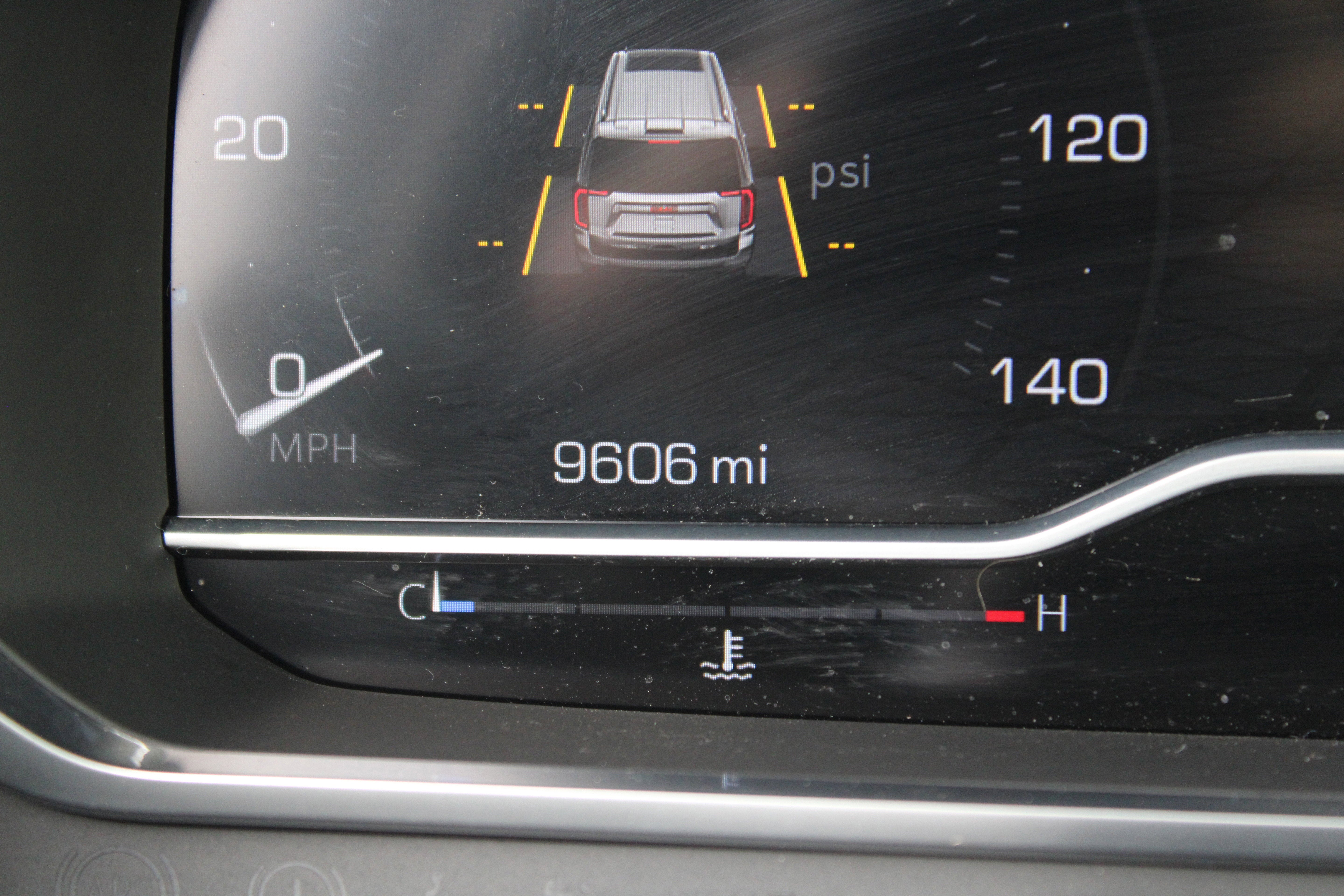 2023 GMC Yukon XL AT4