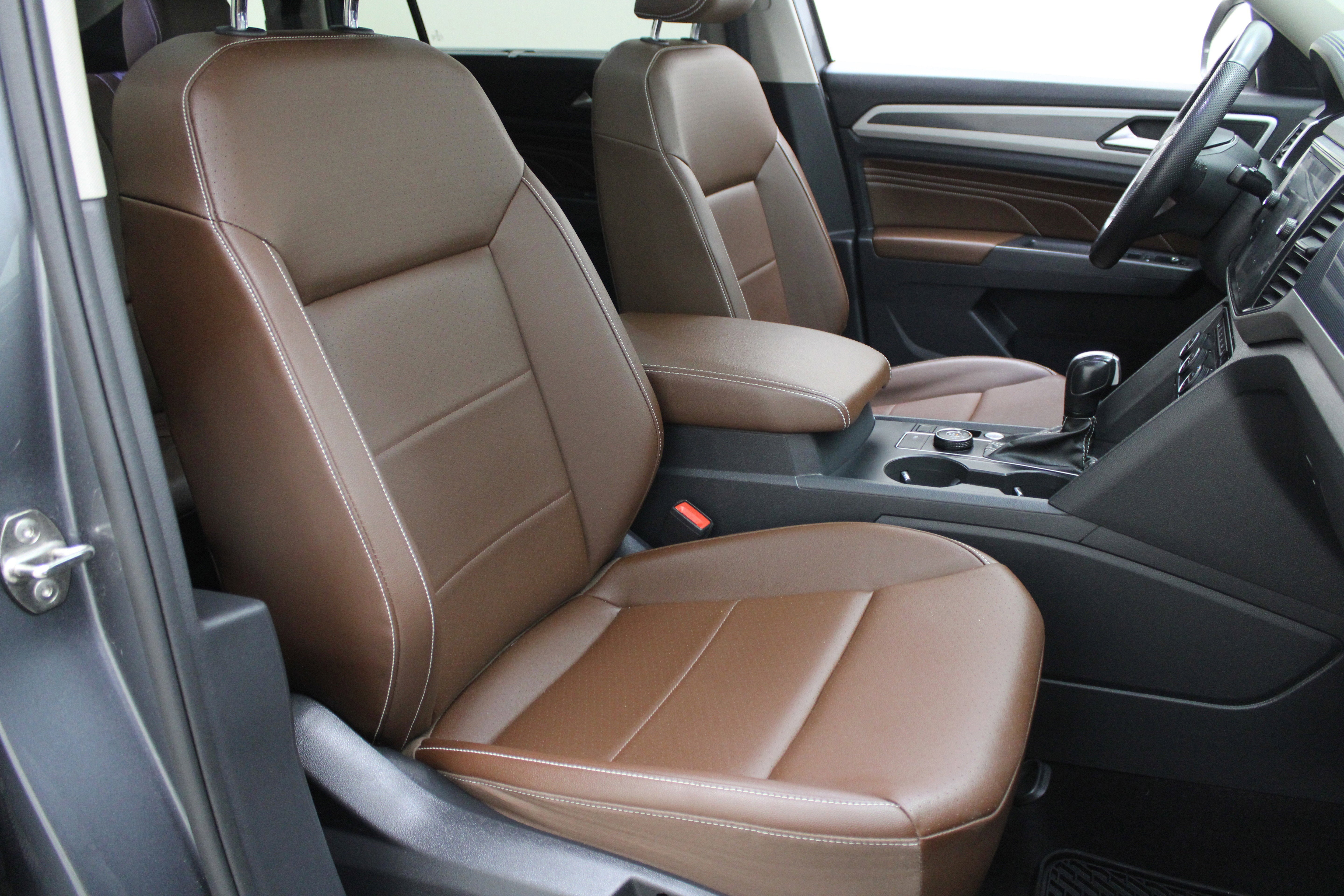 2021 Volkswagen Atlas 3.6L V6 SE w/Technology R-Line